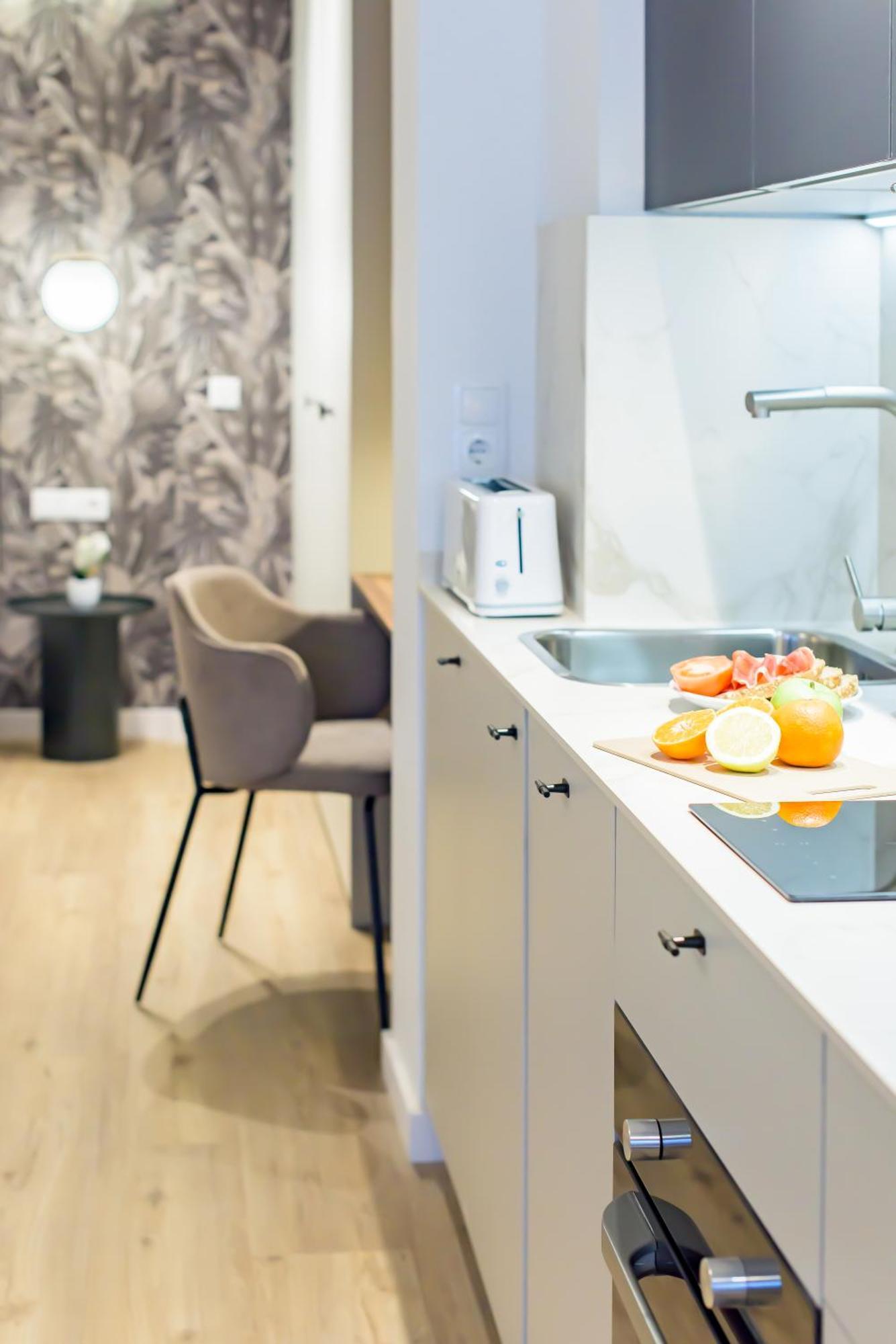 Myflats Premier Suites Alicante Kültér fotó