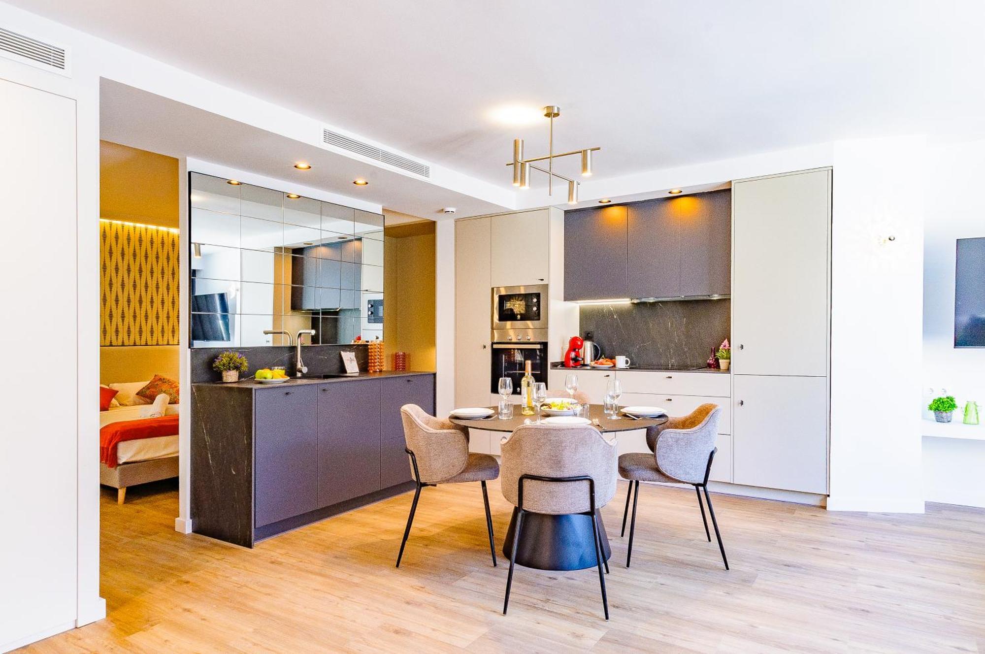 Myflats Premier Suites Alicante Kültér fotó